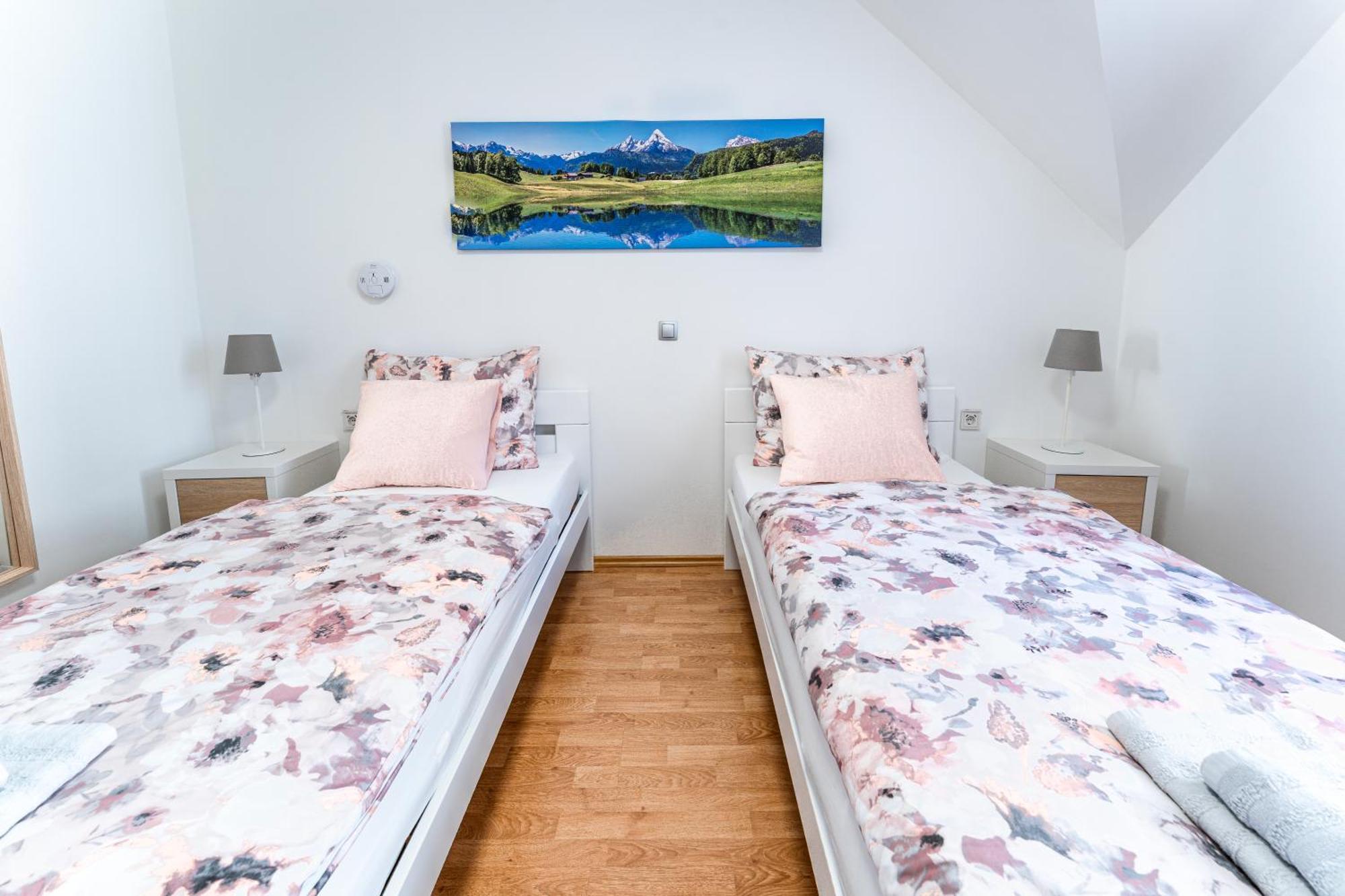 Rooms Mocilnik Бегунье на Горенскем Екстериор снимка